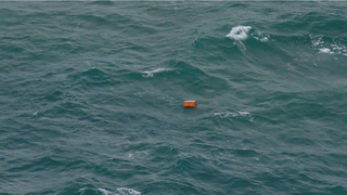 Indonesia recupera cuerpos y restos del avión siniestrado de AirAsia